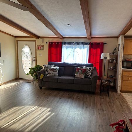 Spacious Cozy Getaway ! King Bed, Game Room, Out Door Patio Cairo ภายนอก รูปภาพ